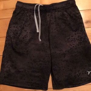 Men’s shorts size small